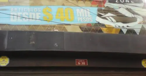 LA TIENDA DE DESCUENTOS LA TIENDA DE DESCUENTOS